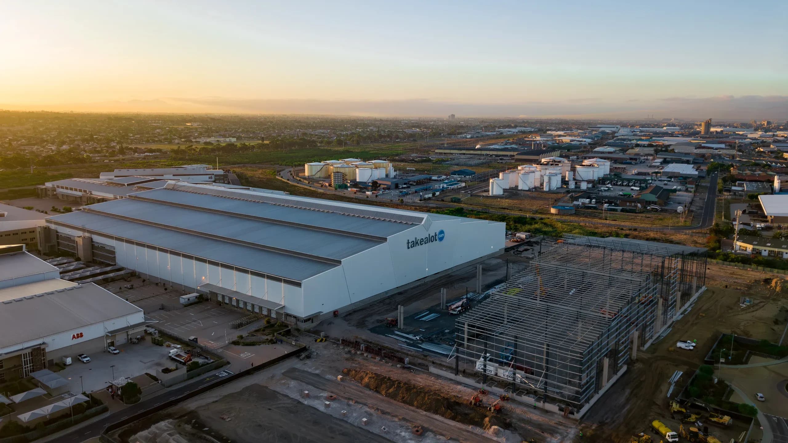 Takealot Warehouse Extension – Improvon